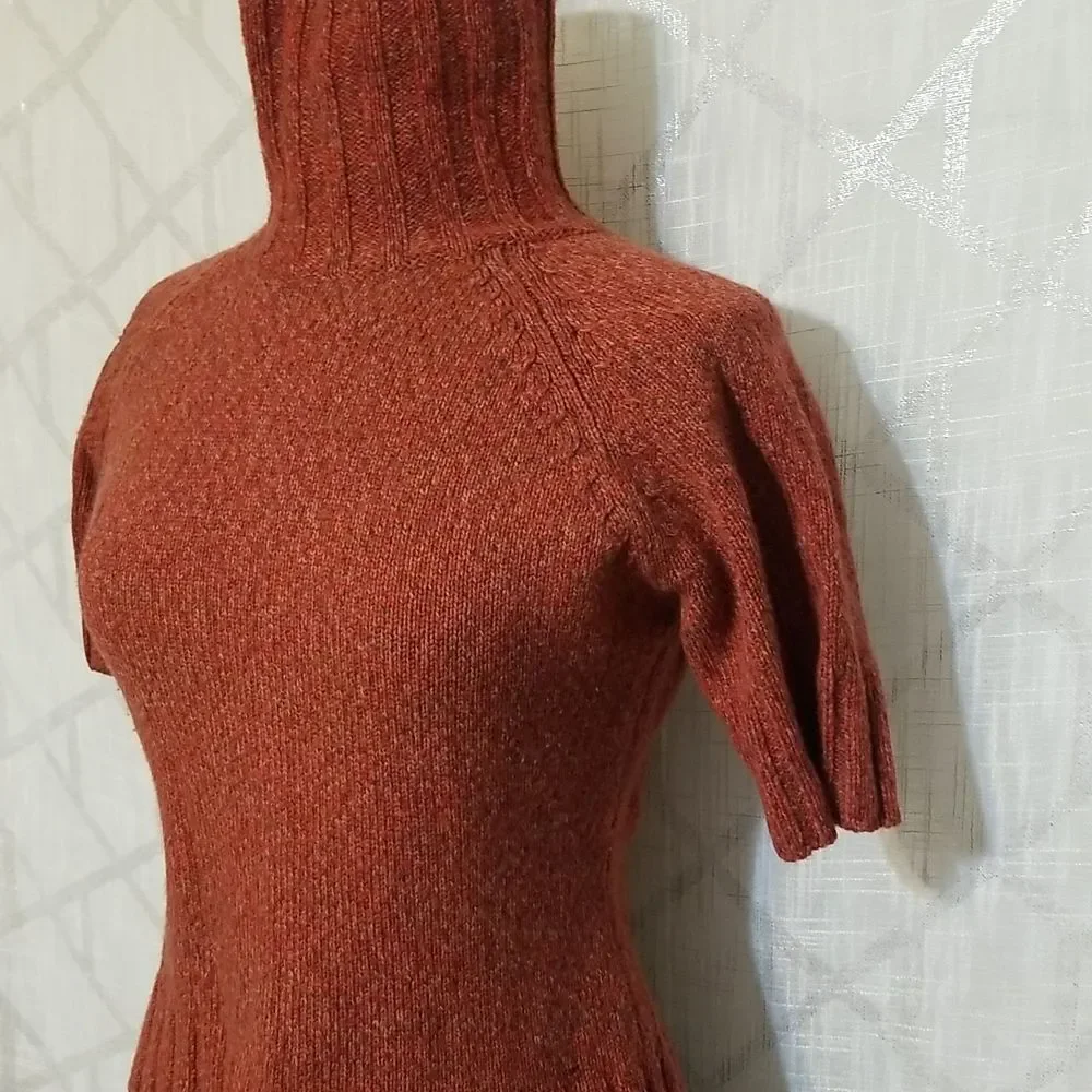 Faconnable Sweater Women's Size XS  Orange Wool Turtleneck Fall Winter